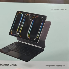 کاور کیبورد دار برند گرین لاین Green Lion مدل Magic Keyboard Case مناسب برای Apple iPad Air 11 2024