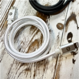 کابل شارژ Mophie مدل USB-C TO Lightning  یک متر