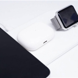 شارژر وایرلس 3 در 1 جویروم مدل Joyroom 3 in 1 Magnetic Charging Station & Watch Storage JR-A27