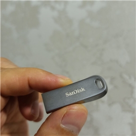 فلش مموری 64 گیگابایت سن دیسک SanDisk Ultra Luxe SDCZ74